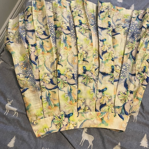 Pants and skirt - Picture 2 of 16